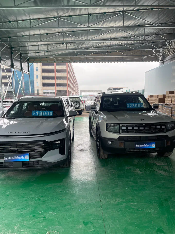 Vehicles at the Nansha export center
